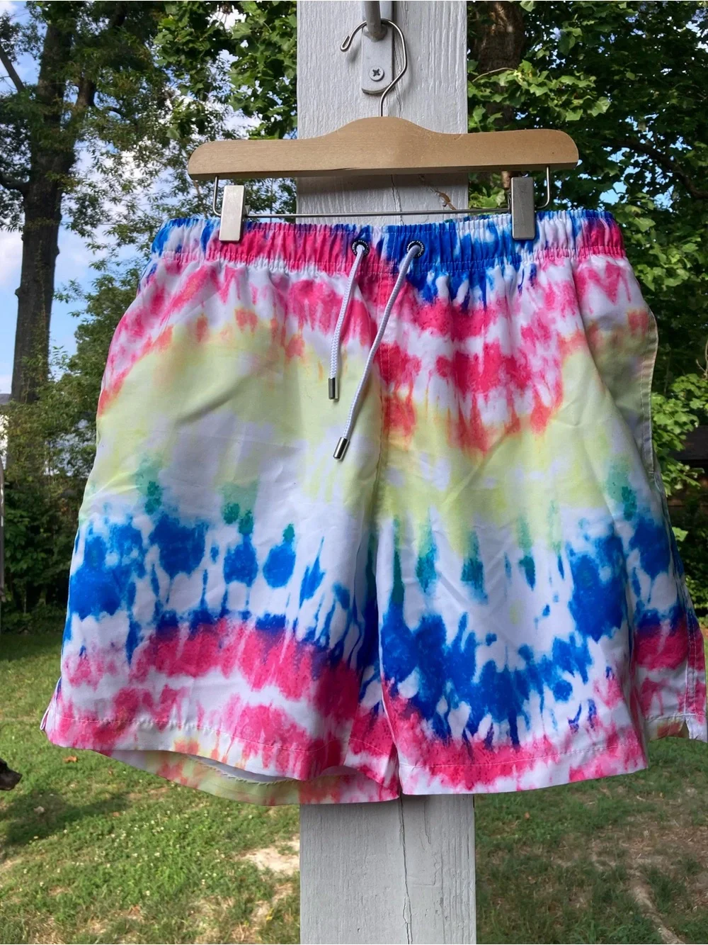 Franks Australia Like New Tie-Dye Multicolor Men's Swim/Beach/Retro VIbe Shorts